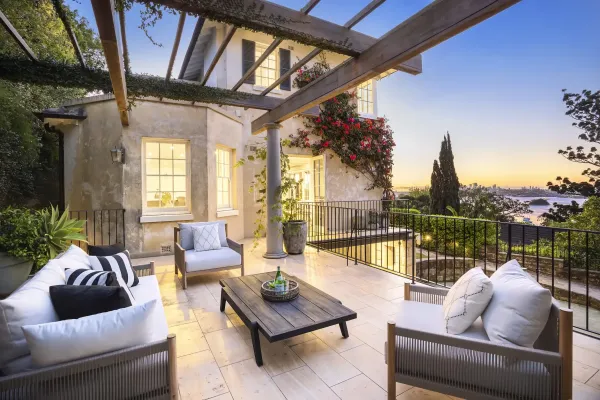 Victoria_18_Bellevue_Hill_dusk_3